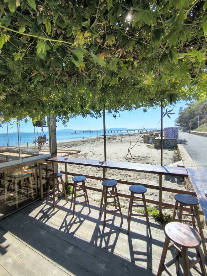 Baywatch bar