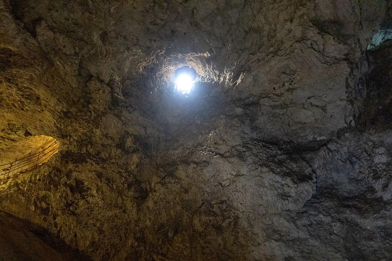 Devil’s Throat Cave, photo 3 of 6