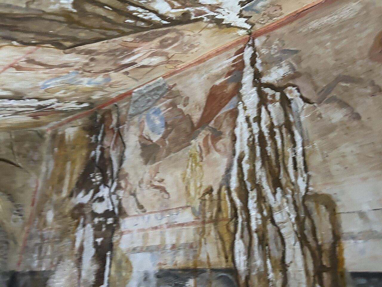 Thracian Tomb of Kazanlak, photo 2 of 6
