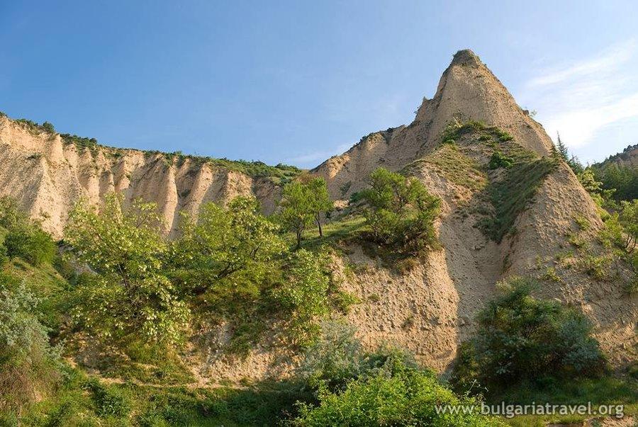Melnik Pyramids, photo 5 of 7