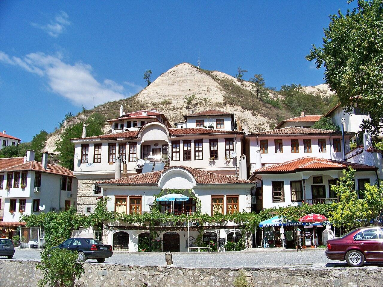 Melnik, photo 1 of 7